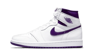 Tênis Jordan com detalhes brancos e roxo